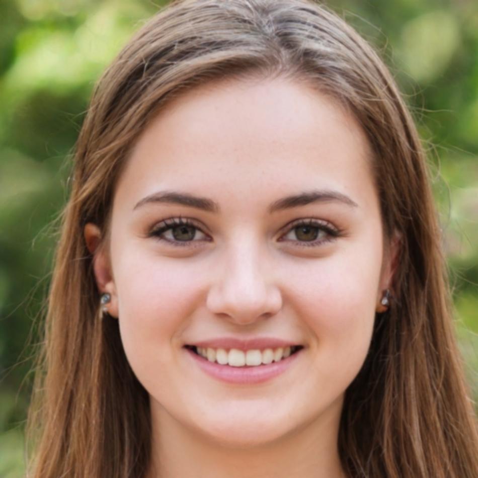 Преподаватель испанского языка Лариса Викторовна Щербакова